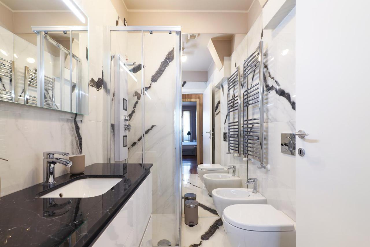 Castello Luxury Apartment - In The Heart Of Milán Exteriér fotografie