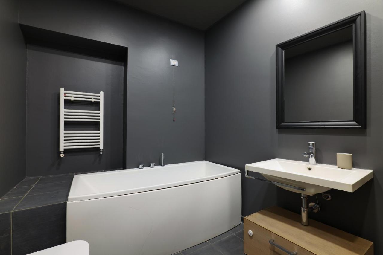 Castello Luxury Apartment - In The Heart Of Milán Exteriér fotografie